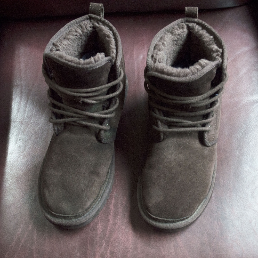 Men's Sz US 10 Indoor/Outdoor Insulated Boots